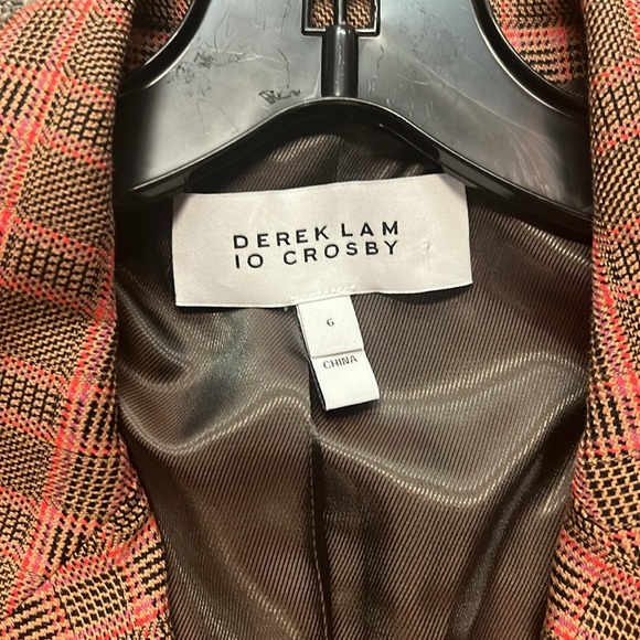 Blazer. Rust black and red fine plaid. With matching belt. - Picture 2 of 6